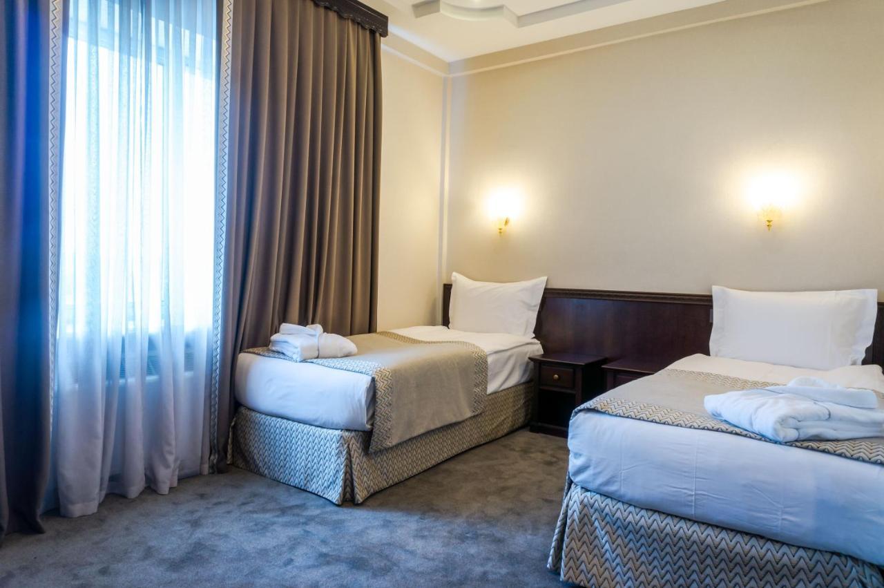 Royal Palace Hotel Almaty Ngoại thất bức ảnh