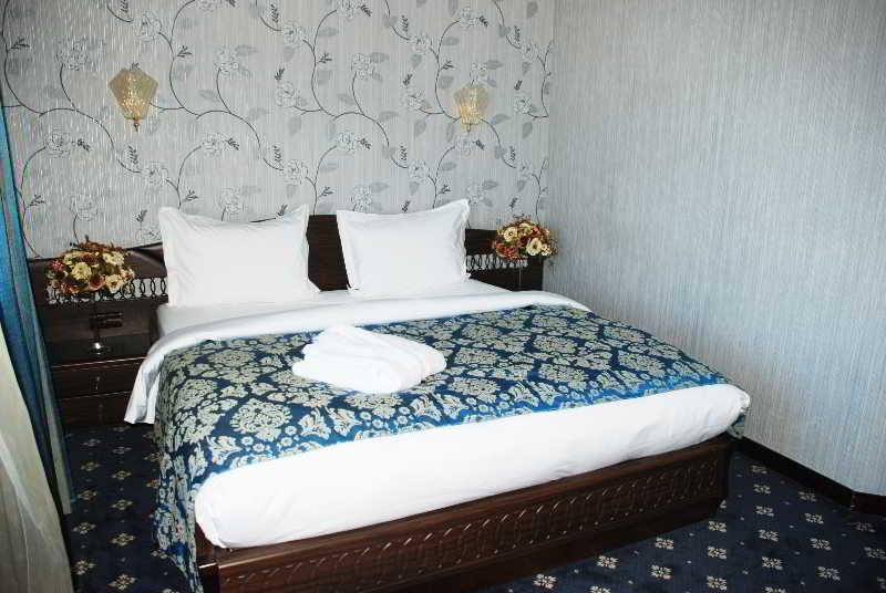 Royal Palace Hotel Almaty Ngoại thất bức ảnh