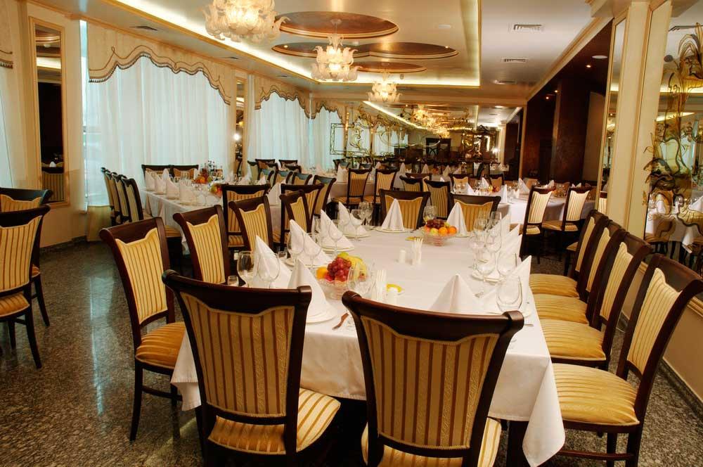 Royal Palace Hotel Almaty Ngoại thất bức ảnh