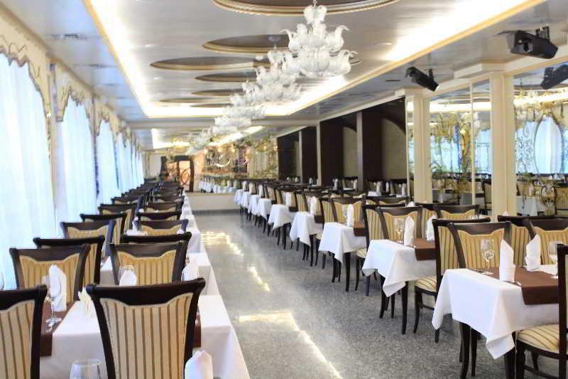 Royal Palace Hotel Almaty Ngoại thất bức ảnh